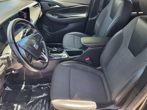 Used 2025 Buick Encore GX Preferred FWD image 19