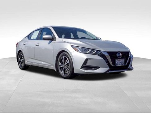 Used 2021 Nissan Sentra SV FWD image 1