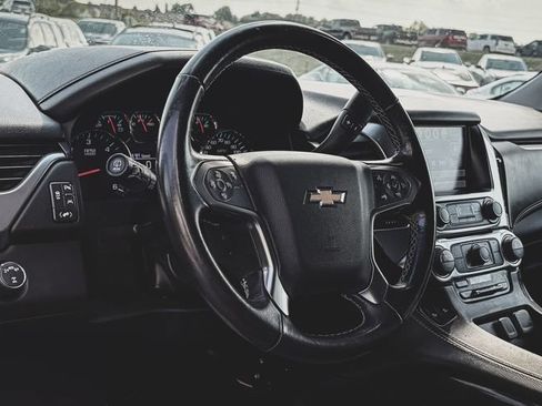 Used 2019 Chevrolet Tahoe LT AWD/4WD image 2
