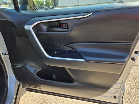 Used 2024 Toyota RAV4 LE image 33