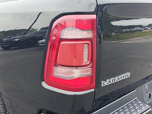Used 2024 RAM 1500 Laramie AWD/4WD image 33