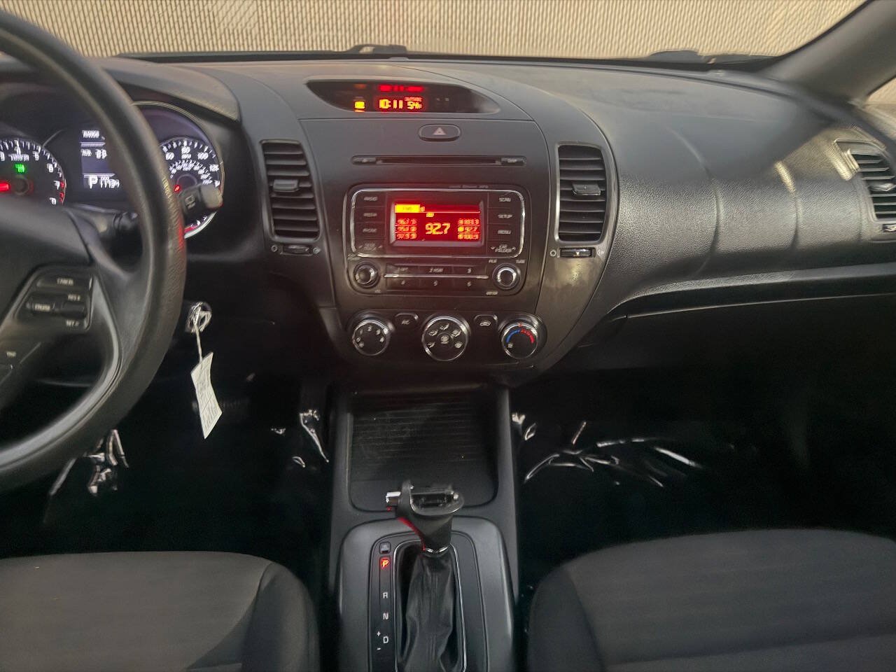 Used 2016 Kia Forte LX FWD image 24