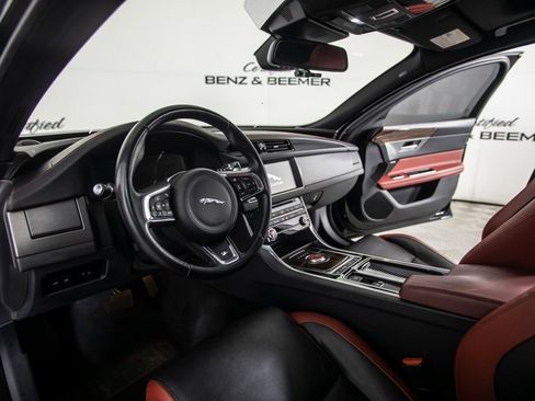 Used 2018 Jaguar XF First Edition image 18