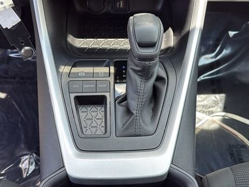 Certified 2025 Toyota RAV4 LE FWD image 26