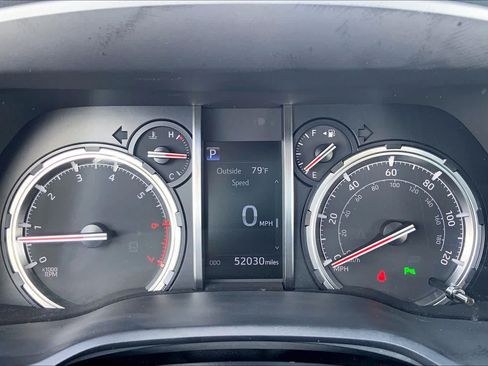 Used 2020 Toyota 4Runner Limited RWD image 25