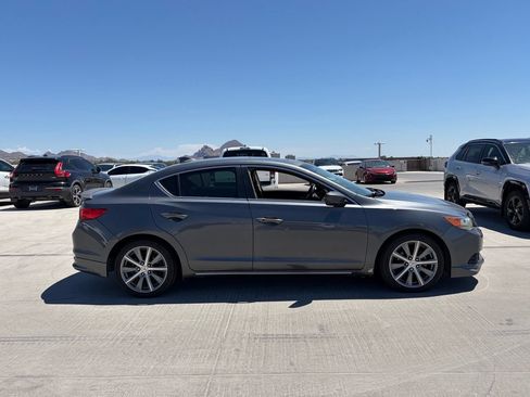Used 2014 Acura ILX w/ Technology Package FWD image 3