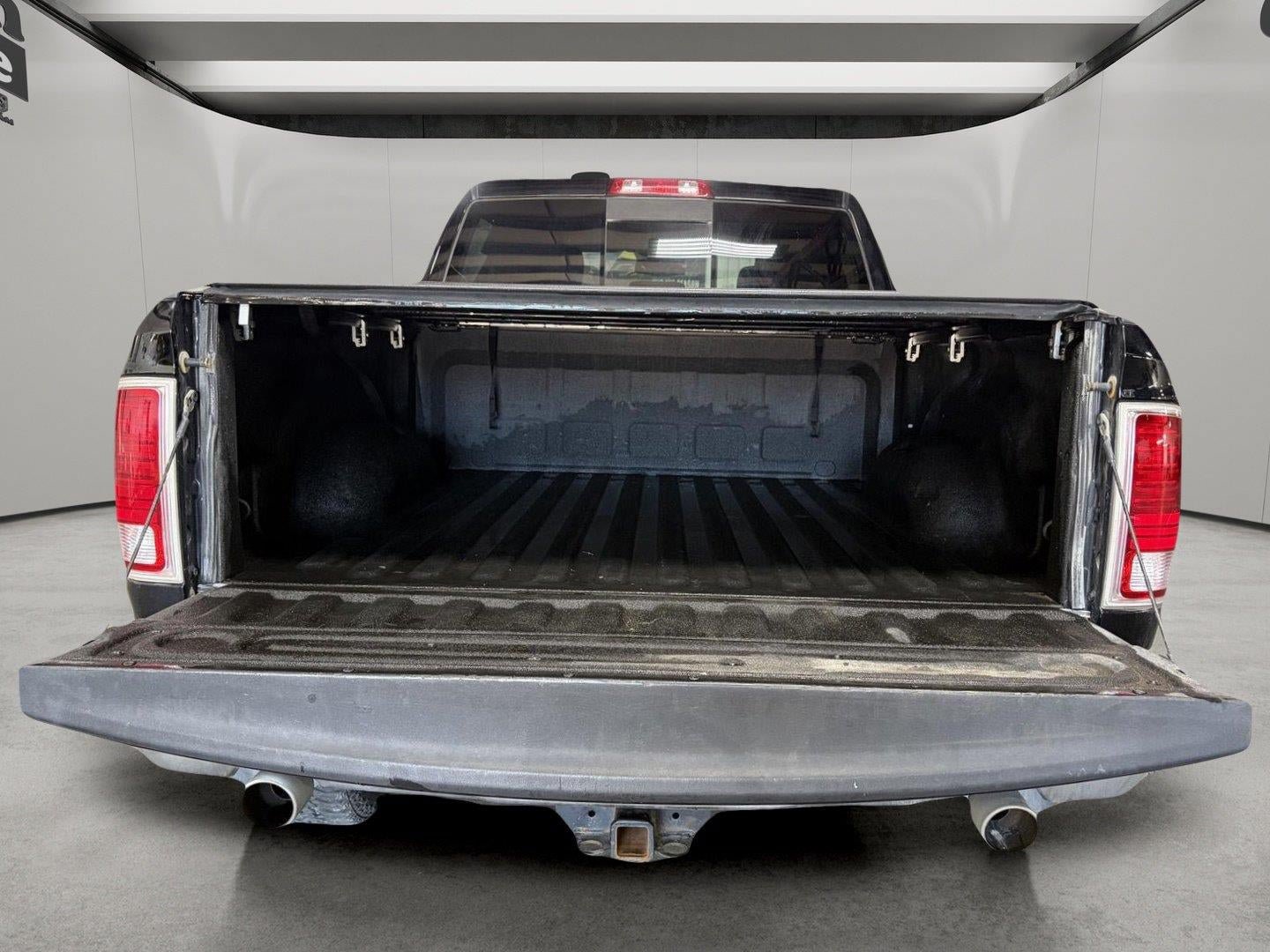 Used 2014 RAM 1500 Laramie AWD/4WD image 6