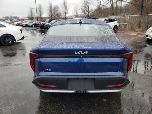 New 2025 Kia K4 LXS image 5
