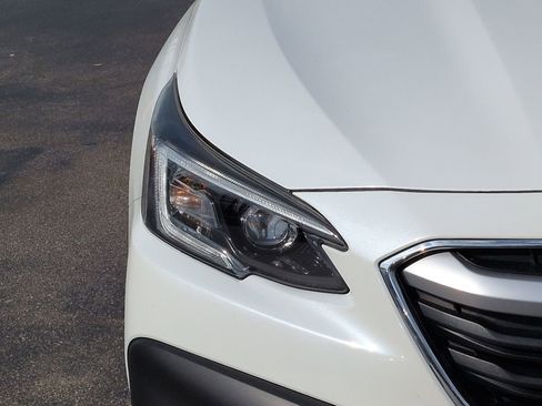 Used 2021 Subaru Outback 2.5i image 10