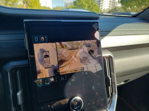 New 2026 GMC Acadia AT4 w/ Luxury Package image 13