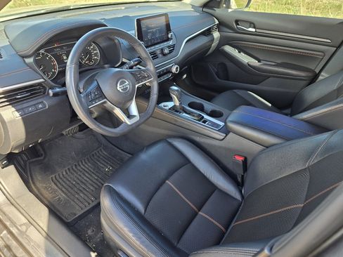 Used 2022 Nissan Altima 2.5 SR image 23