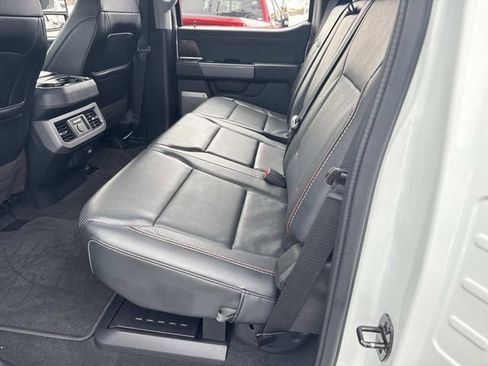 Certified 2023 Ford F250 Lariat w/ Chrome Package image 17