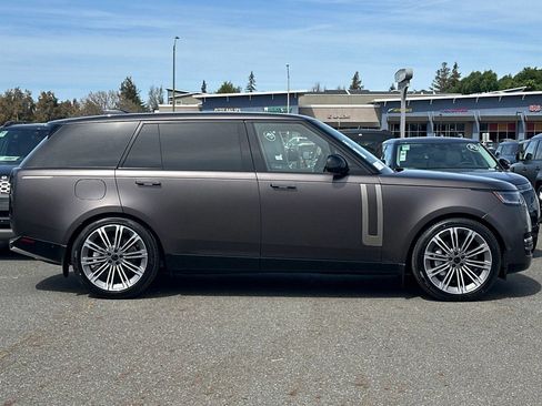 New 2026 Land Rover Range Rover Long Wheelbase SE AWD/4WD image 15