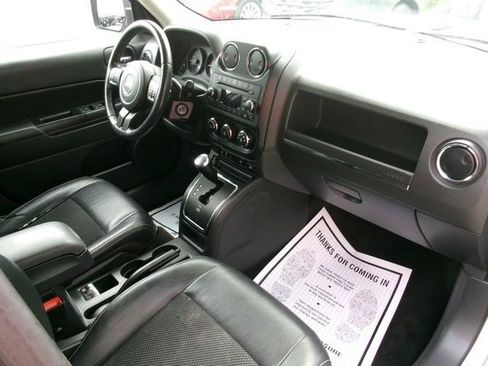 Used 2016 Jeep Patriot Sport AWD/4WD image 25