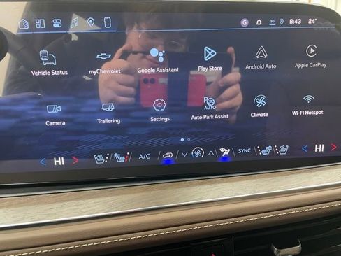 New 2026 Chevrolet Suburban High Country image 3