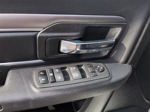 Used 2022 RAM 1500 Classic Warlock image 10