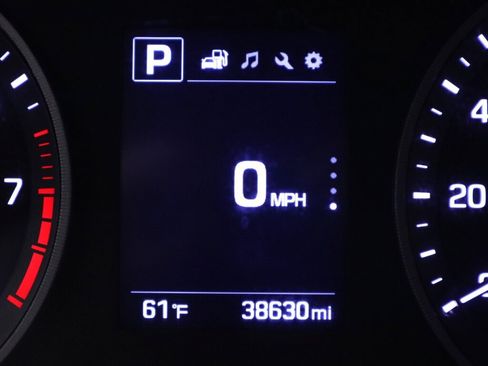 Used 2018 Hyundai Tucson Value AWD/4WD image 14
