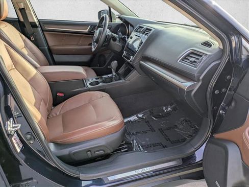 Used 2018 Subaru Outback 3.6R Touring w/ Popular Package #3 image 22
