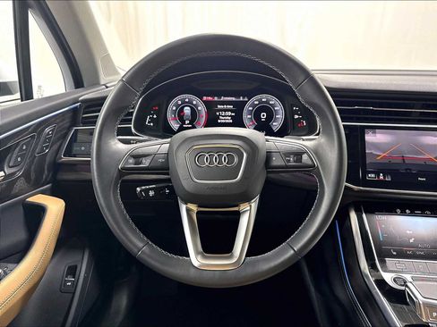 Used 2025 Audi Q7 3.0T Premium Plus AWD/4WD image 17