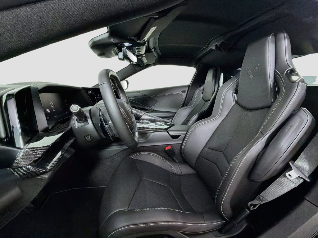 Used 2026 Chevrolet Corvette Z06 RWD image 21