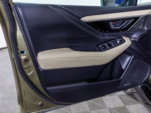 Used 2020 Subaru Outback Limited image 27