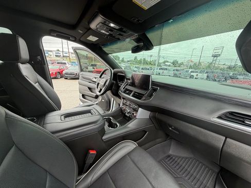 Used 2022 GMC Yukon SLT w/ SLT Premium Package AWD/4WD image 14