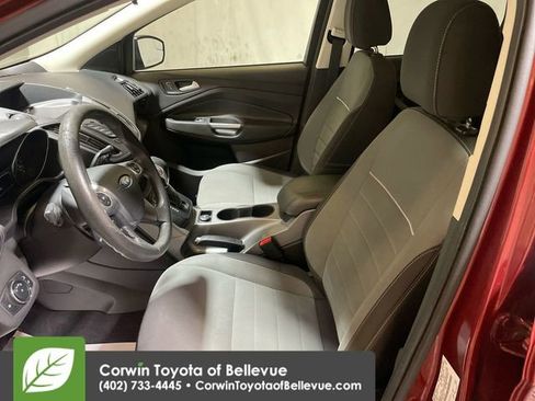 Used 2015 Ford Escape SE image 15