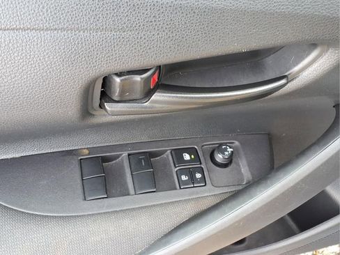 Used 2024 Toyota Corolla LE image 19