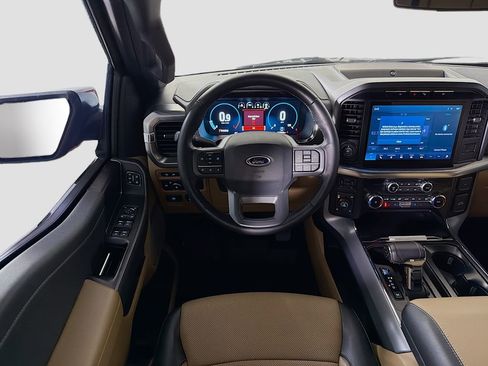 Used 2022 Ford F150 Lariat w/ Max Trailer Tow Package image 25