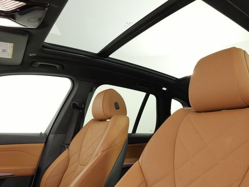 Used 2024 BMW X5 xDrive40i image 31