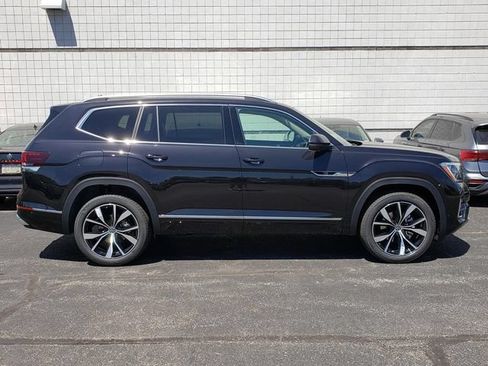 New 2026 Volkswagen Atlas SEL Premium R-Line AWD/4WD image 2