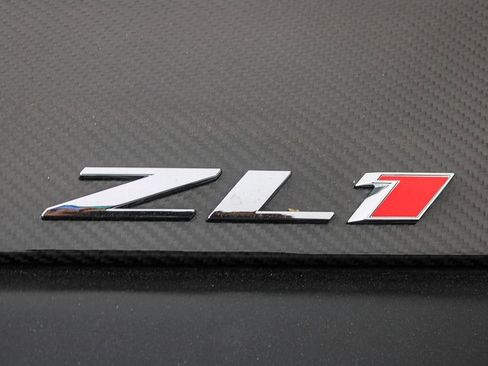 Used 2022 Chevrolet Camaro ZL1 RWD image 31