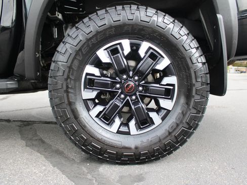 Used 2023 Nissan Frontier PRO-4X w/ Pro Convenience Package image 35