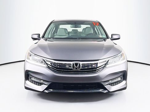 Used 2017 Honda Accord EX-L image 3