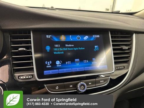 Used 2018 Buick Encore Sport Touring image 24