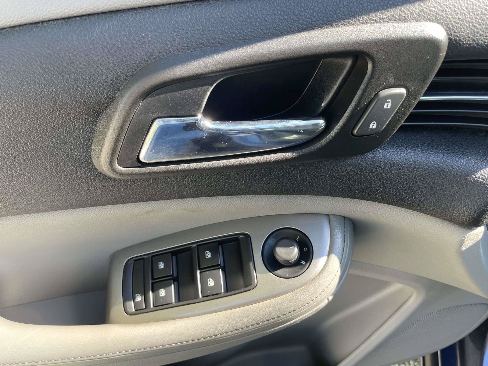 Used 2015 Chevrolet Malibu LS FWD image 15