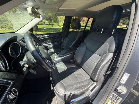 Used 2013 Mercedes-Benz GL 550 4MATIC image 11