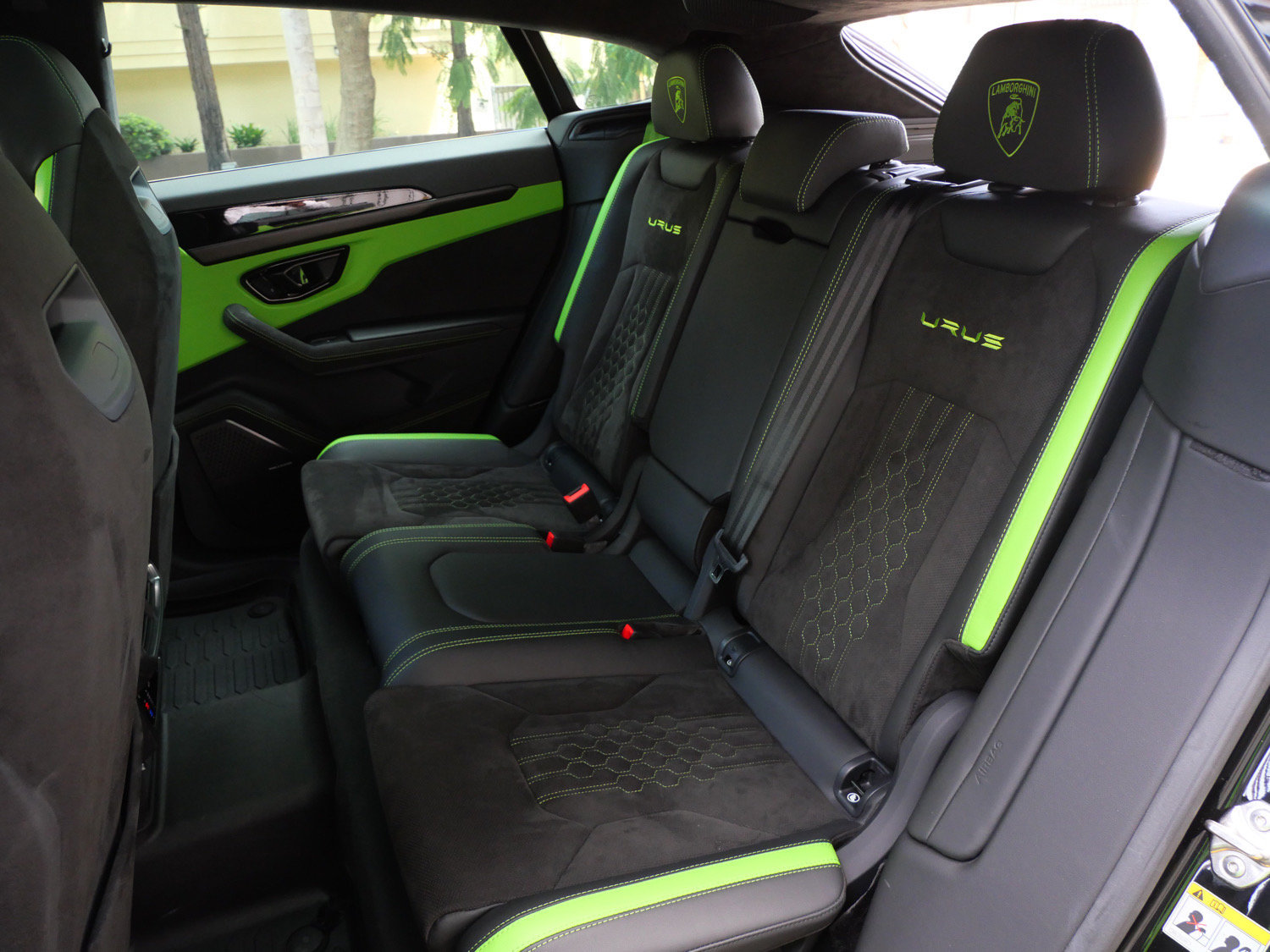Used 2024 Lamborghini Urus S AWD/4WD image 6