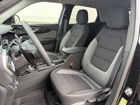 New 2026 Chevrolet TrailBlazer LS w/ LS Convenience Package AWD/4WD image 11