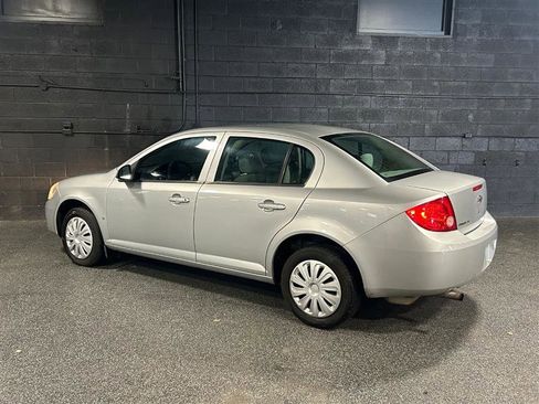Used 2008 Chevrolet Cobalt LT image 2