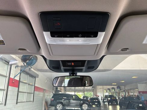Used 2026 Nissan Rogue SV FWD image 16
