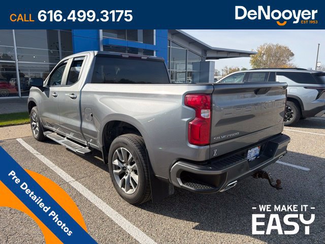 Used 2020 Chevrolet Silverado 1500 RST w/ Z71 Off-Road Package AWD/4WD image 3