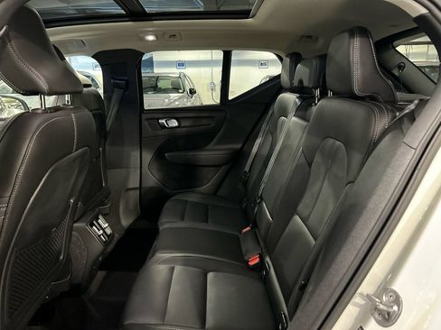 Certified 2026 Volvo XC40 B5 Plus AWD/4WD image 22