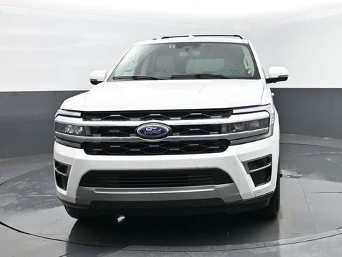 Used 2024 Ford Expedition Limited image 29