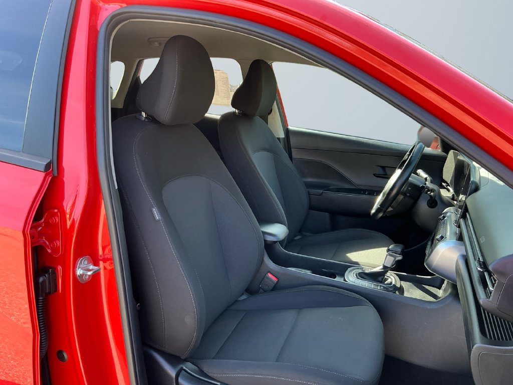 Used 2024 Hyundai Kona SEL FWD image 16