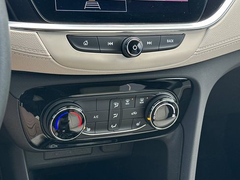 Used 2023 Buick Encore GX Preferred w/ Cold Weather Comfort Package image 20