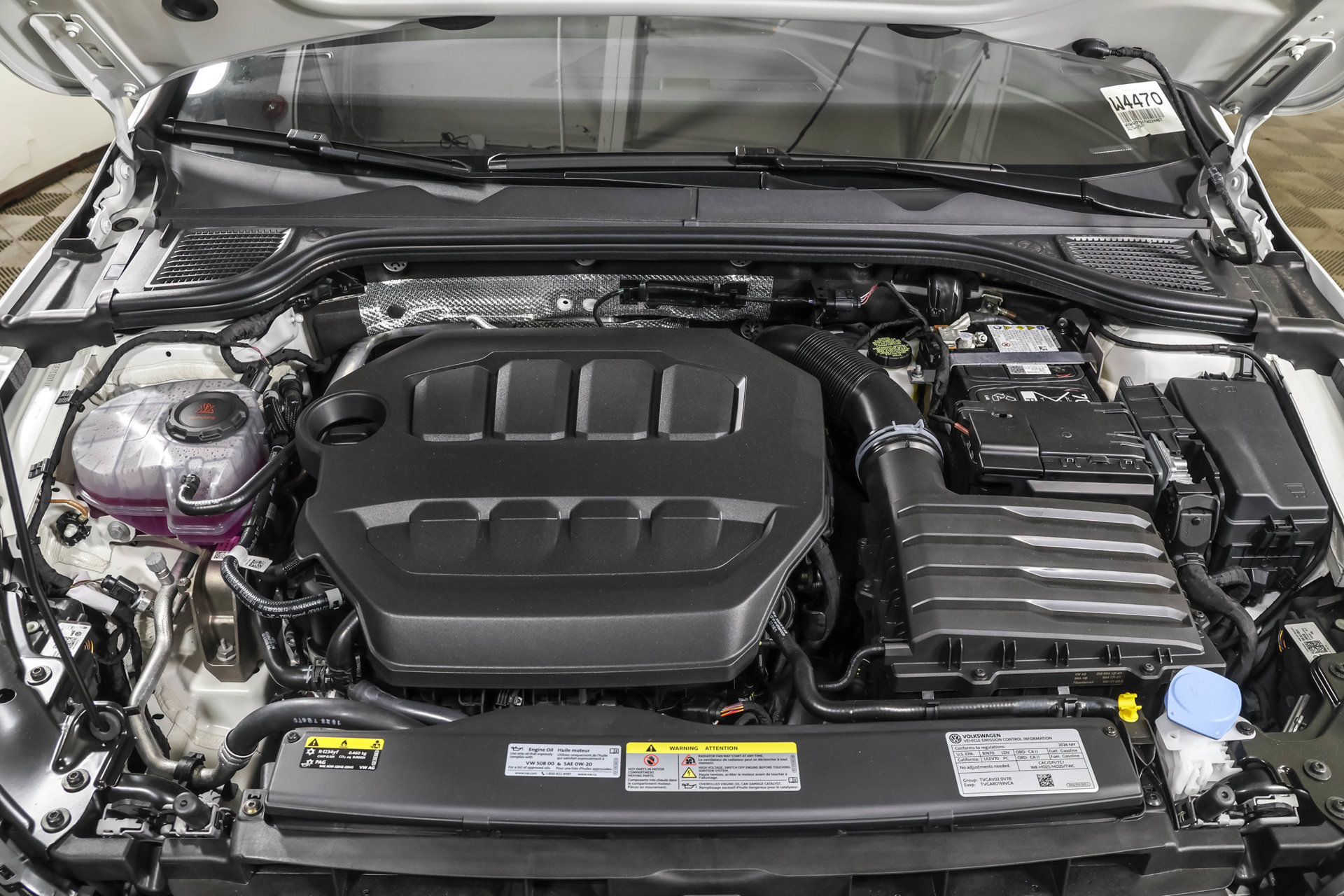 New 2026 Volkswagen GTI SE FWD image 36