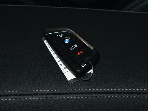 Used 2025 BMW M2 w/ Lighting Package RWD image 97