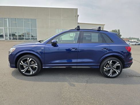 Used 2023 Audi Q3 2.0T Premium Plus w/ Premium Plus Package AWD/4WD image 3