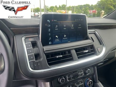 Used 2023 Chevrolet Tahoe Premier AWD/4WD image 19